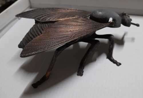 BEAUTIFUL VINTAGE ART DECO BRASS FLY ASHTRAY /TRINKET SET