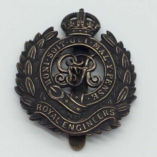 British - WWI Royal Engineers Cap Badge