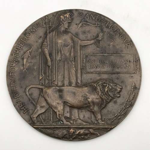 Plaques ww1 memorial death plaque arthur e d hoggan was listed