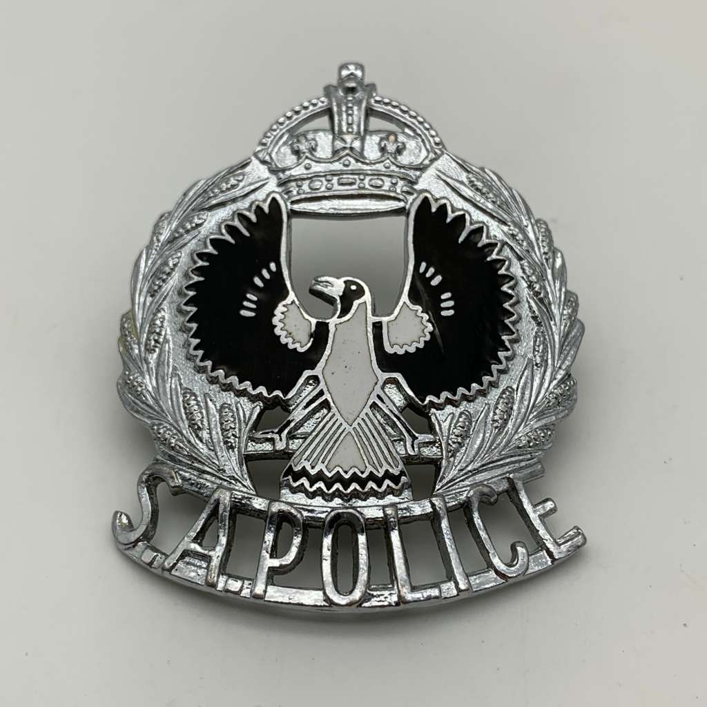 Scarce `South Australia Police` Cap Badge (1950s)