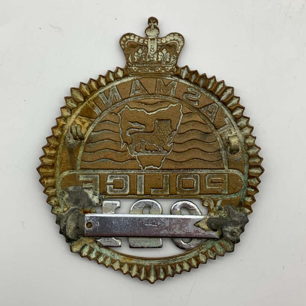 V/Rare `Tasmania Police` Breast Badge (Numbered)