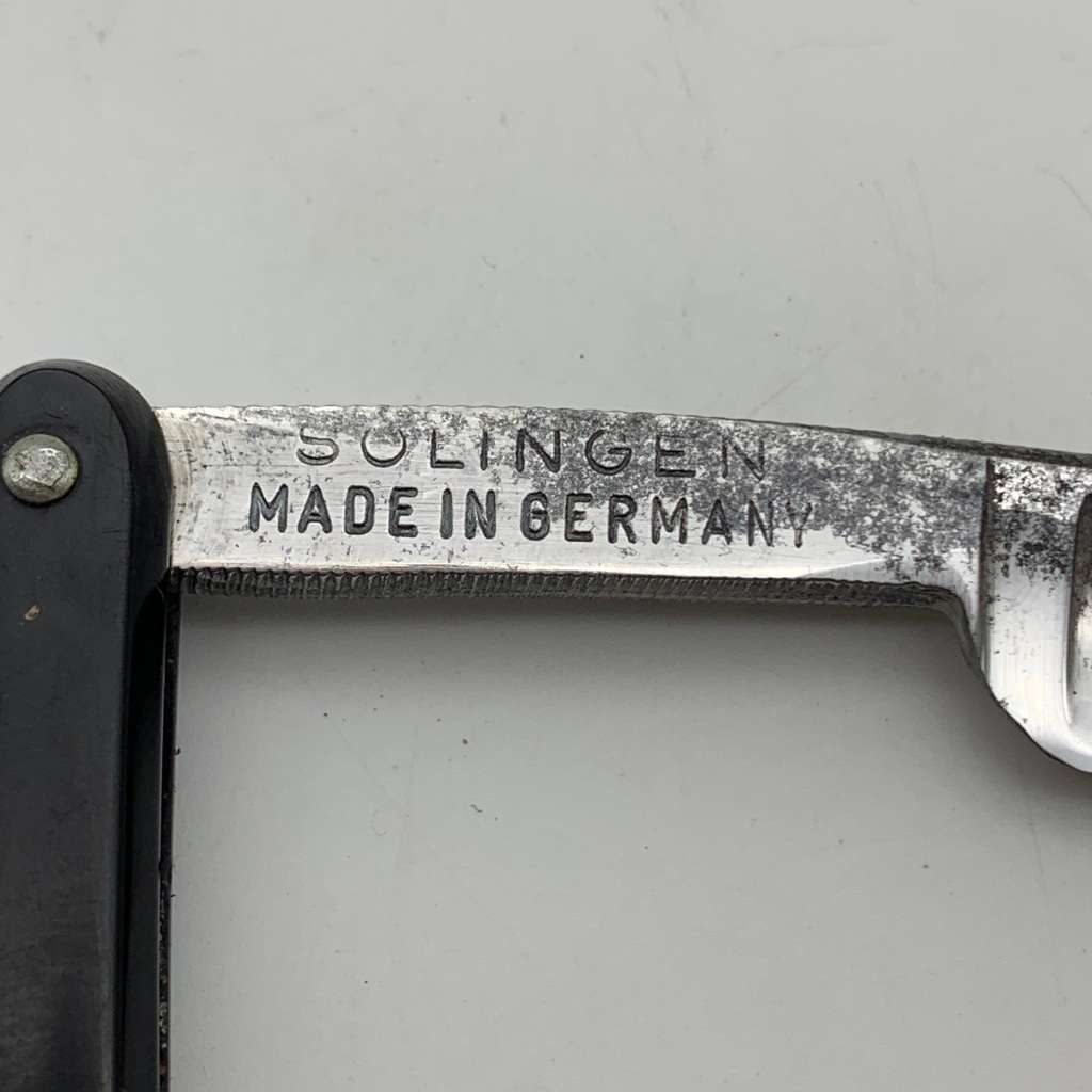 Vintage German `Straight Cut-Throat` Razor (Bismarck)