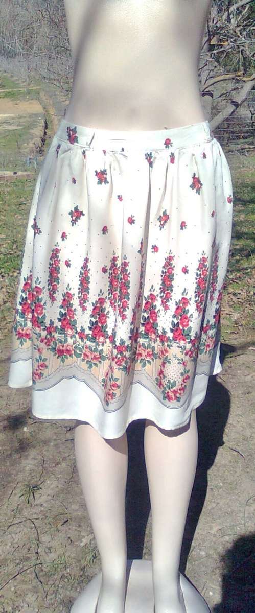 MERIEN HALL JACKET - SIZE:  14 PLUS A FREE SKIRT