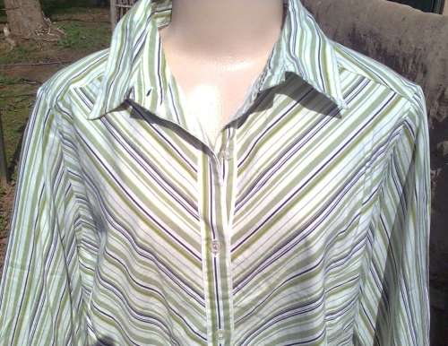 PENNY C JEAN - SIZE: 18 plus a ANNA PIA BLOUSE - SIZE:  18