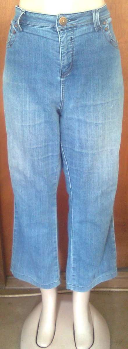 PENNY C JEAN - SIZE: 18 plus a ANNA PIA BLOUSE - SIZE:  18