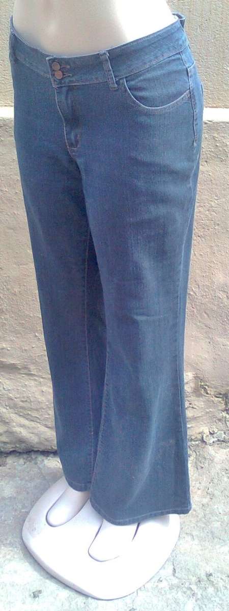 LADIES JEAN - SIZE: 16