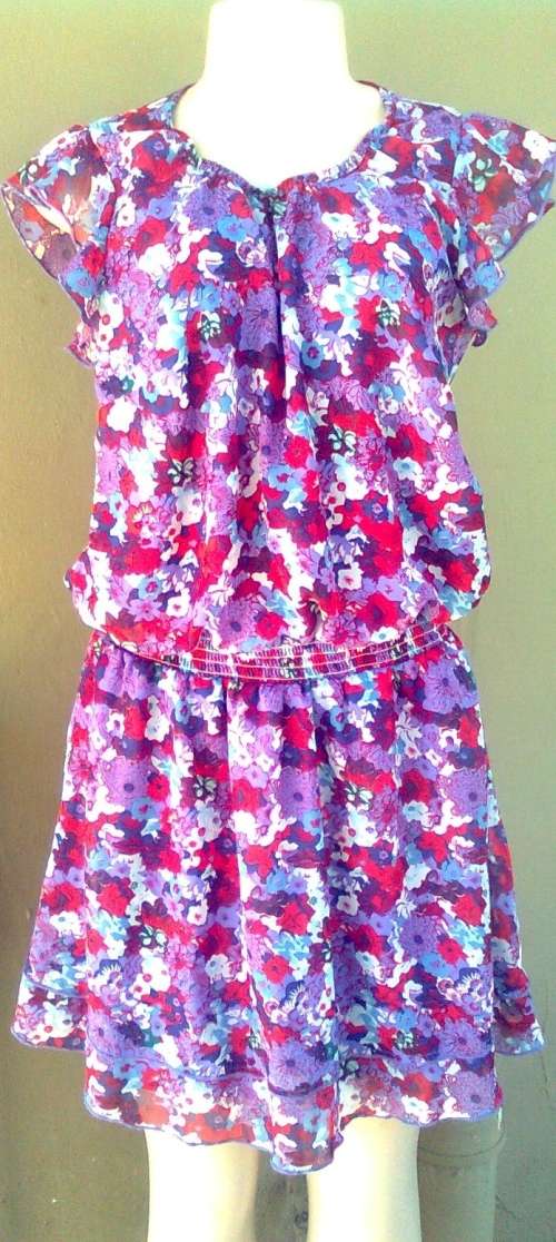 PRETTY SUMMER DRESS - SIZE: 12
