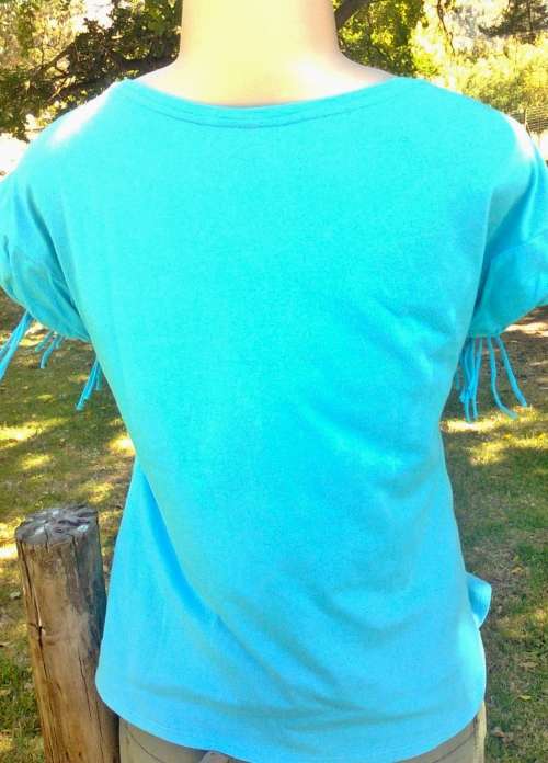 2 LADIES TOPS FOR R1- SIZE: 12/LARGE