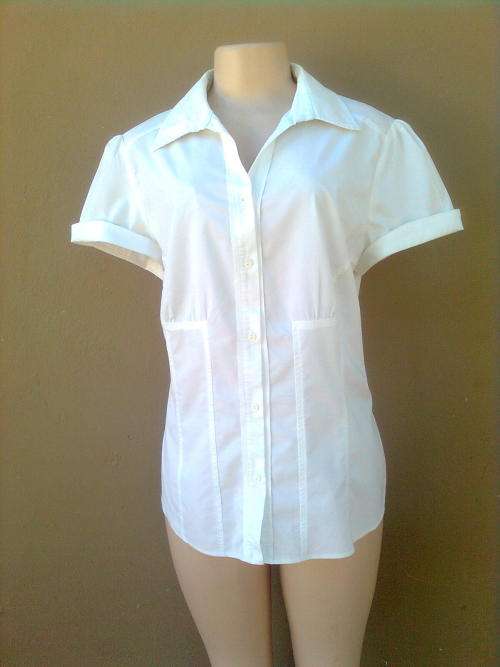 JEAN - SIZE: 18 PLUS A FREE OASIS TOP