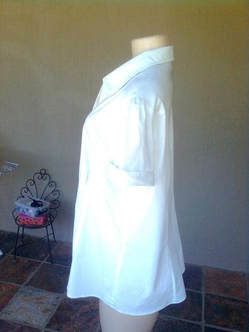 JEAN - SIZE: 18 PLUS A FREE OASIS TOP