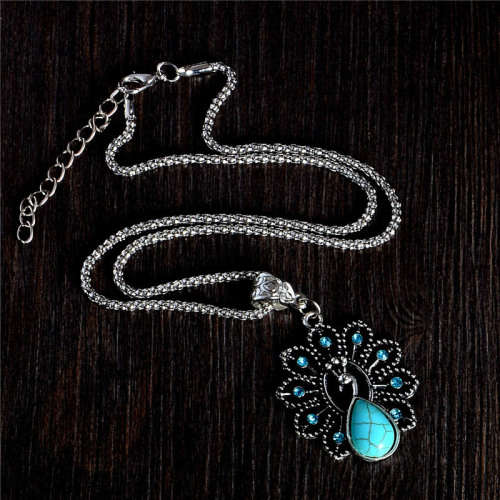Lovely Peacock Pendant Necklace