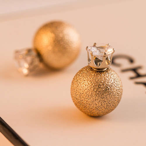 ***BEAUTIFUL***  IMITATION PEARL & ZIRCONIA STUDS