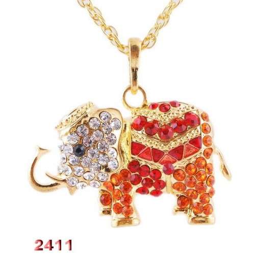 ***EXQUISITE*** ELEPHANT NECKLACE WITH RHINESTONES