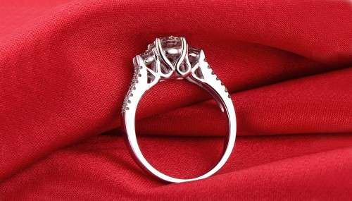 ***1 CARAT***  ZIRCONIA 925 STERLING SILVER  RING  - size 9