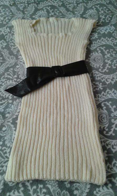 CLASSIC WOOL KNITTED DRESS - NEW!!