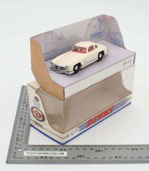 DINKY DY-12 1955 Mercedes Benz 300SL Gullwing