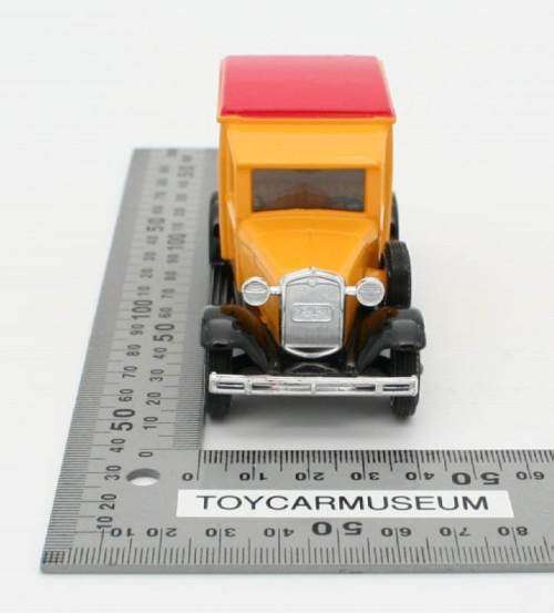 MATCHBOX Models of Yesteryear  Y22-1 1930 Ford Model A Van Maggi's Variation 4