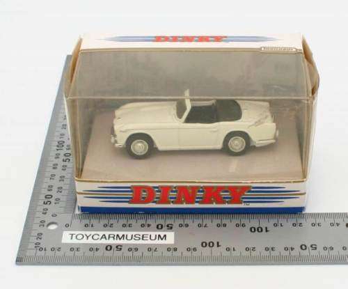 DINKY DY-20 1965 Triumph TR4A - IRS