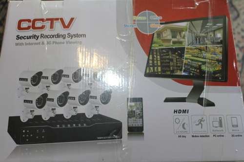 8 CHANNEL COMPLETE CCTV KITBRAND NEW AND UNUSED