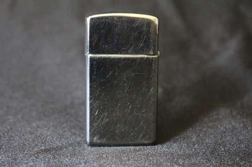ORIGINAL 1998 RETRO ZIPPO LIGHTER MADE IN BRADFORD PENITENTIARY