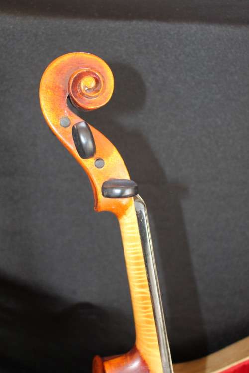 1954 VIOLIN FOR JJ VAN GEEST IN BEAUTIFUL CONDITION WITH ORIGINAL CASE AND TWO BOWS