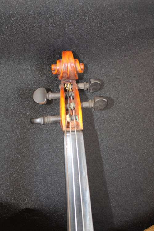 1954 VIOLIN FOR JJ VAN GEEST IN BEAUTIFUL CONDITION WITH ORIGINAL CASE AND TWO BOWS