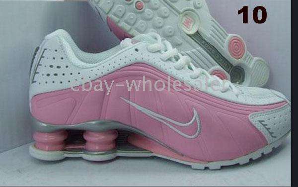 Nike Air SHOX R4 Women's (free postage) Brand New in box R899