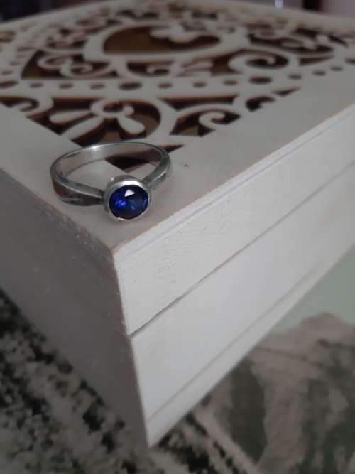 Gorgious Blue Sapphire Sterling Silver Ring!!