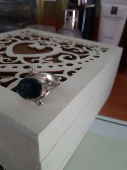 WOW!  Sterling Silver Ring with unique stone!  Eyecatcher!!