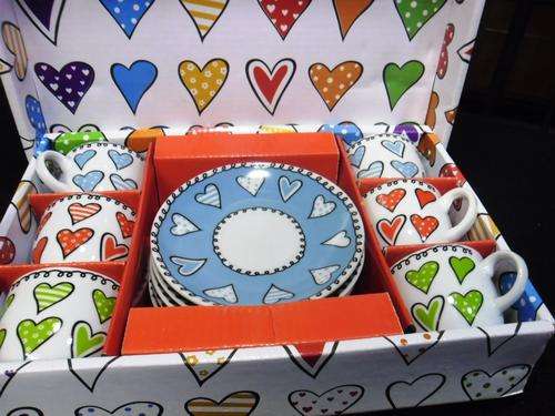 Stunning Hearts cups and saurces (This is so lady like)