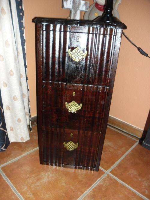 Vintage Bedside pedastal mahagony!!