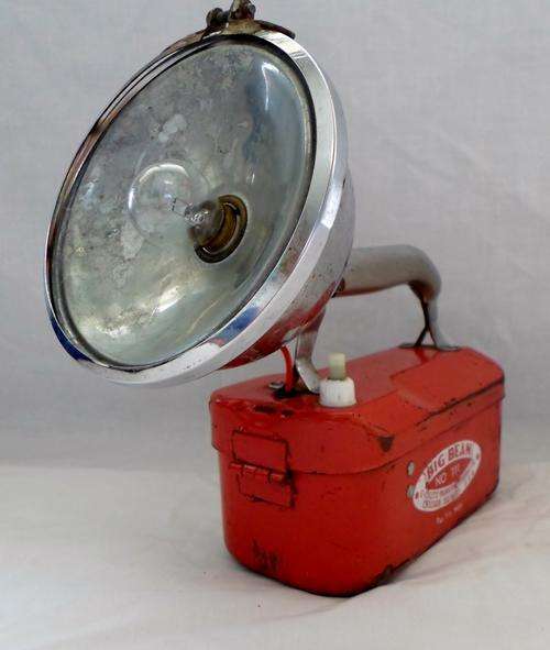 VINTAGE BIG BEAM MINERS LAMP!