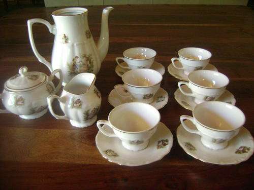 Beautiful Porcelain Dematisse Set!  Made in Poland!