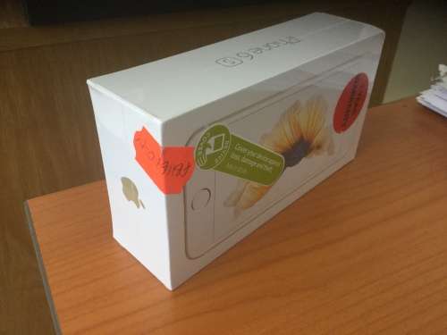 Brand new iPhone 6s 64GB