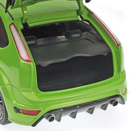 1:18 2010 FORD FOCUS RS - GREEN METALLIC