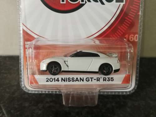 1:64 2014 Nissan Skyline GT-R R35 - White ( Tokyo Torque Series 1 )
