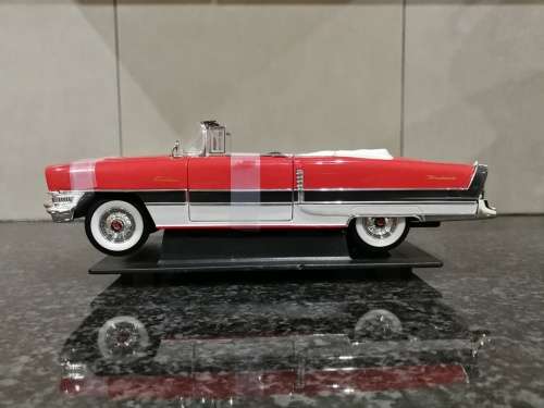 1:18 1955 Packard Caribbean Convertible - Red / Black / White
