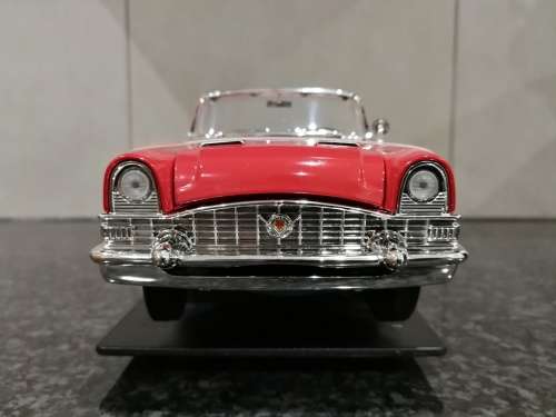 1:18 1955 Packard Caribbean Convertible - Red / Black / White