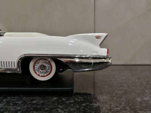 1:18 1958 Cadillac Eldorado Biarritz - White