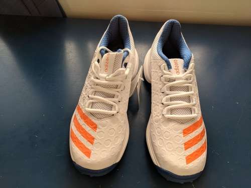 Addidas SL-22 Cricket Shoes - Size 8