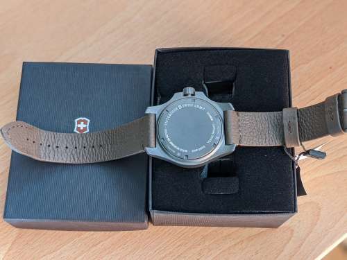 Swiss Army Victorinox INOX Men`s Watch 241779