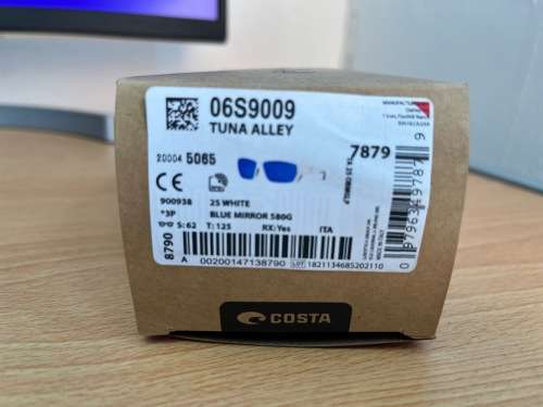 Costa del Mar - Tuna Alley - White with blue mirror 580g Lens