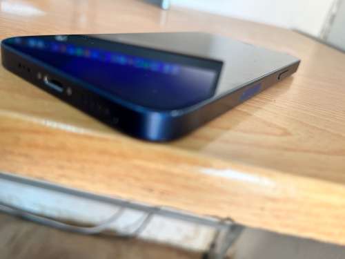 Apple iPhone 12 - 64gb - Blue - 88% battery health - Fully unlocked