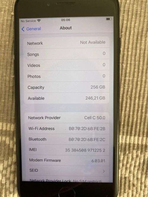 iPhone 7 - 256gb - Black - Battery health 100% - open to all networks and fully unlocked