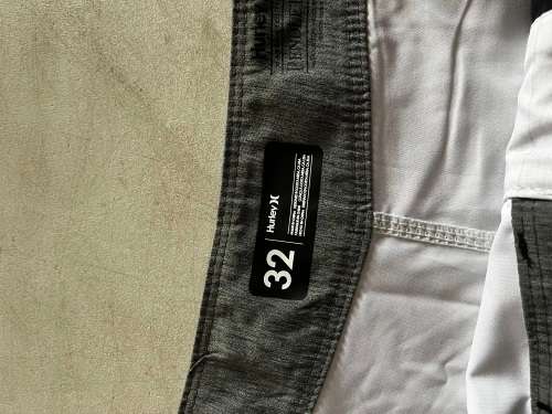Hurley Pendleton board shorts - Size 32 - Length 20`