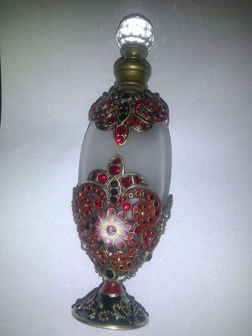 Red Decorative Frosted Glass Perfume Bottle