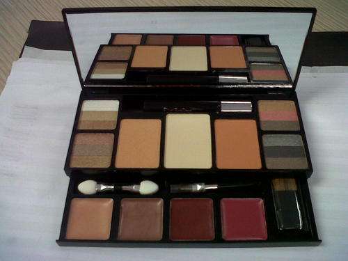 MAC Make Up Collection No 1 with Mascara set and lipstick