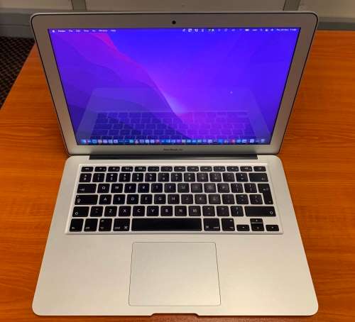Apple Macbook Air 2017 model 13.3 Core i5 1.8GHz 8GB 128GB SSD (Like New Condition). Worth R17K!!!