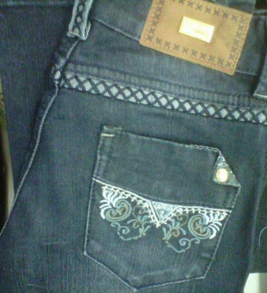 WOMENS GUESS JEANS
