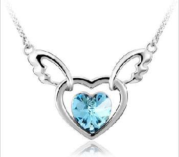 STUNNING !! 18KGP Austrian Crystal Heart Pendant Love Angel Wings Necklace - 2 Colors Available